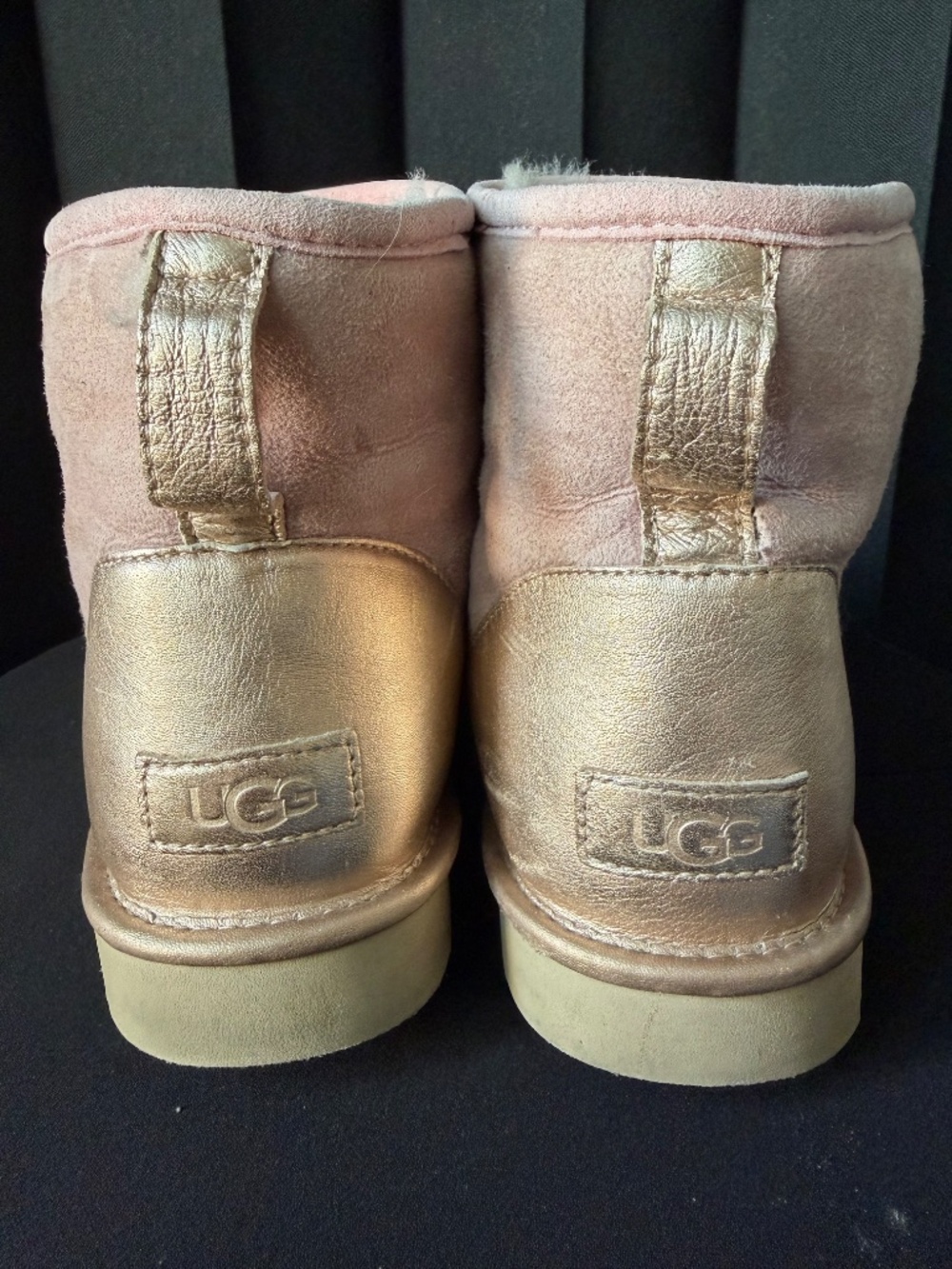 UGG Classic Mini II Pink Metallic Boots Women’s Size 10 - Picture 4 of 4